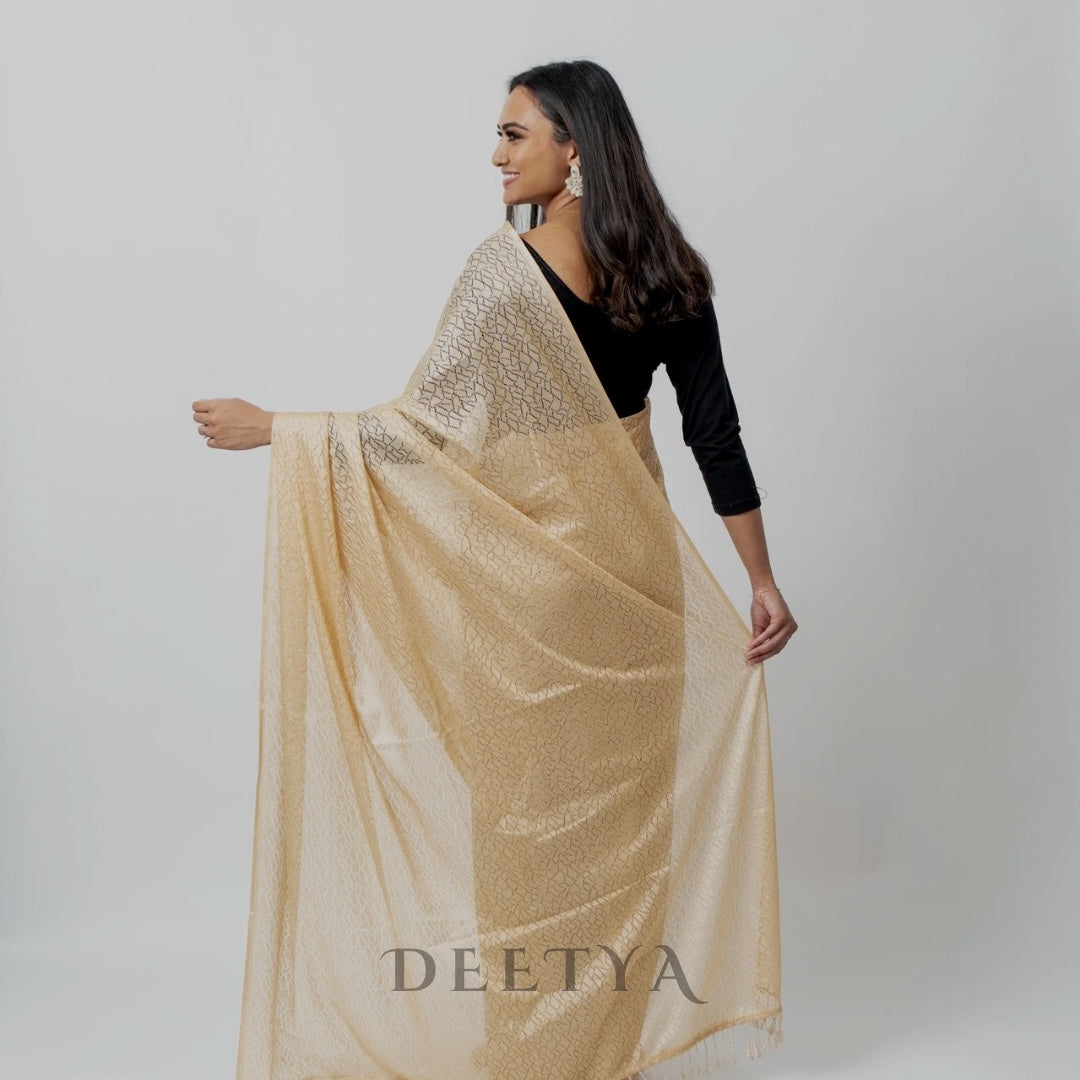Zarina Saree